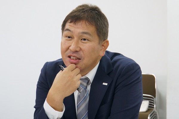 石井拓也氏